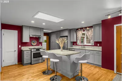 2612 SW Moss St, Portland, OR 97219 - Photo 7