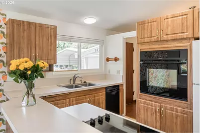 1421 Harvard Ave, Gladstone, OR 97027 - Photo 3