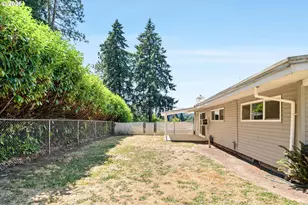 1421 Harvard Ave, Gladstone, OR 97027 - Photo 35