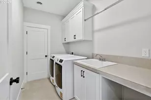 17578 NW Layla Dr, Portland, OR 97229 - Photo 33