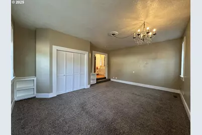 212 NW Bridge St, John Day, OR 97845 - Photo 17