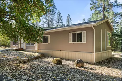 351 Board Shanty Creek Rd, Grants Pass, OR 97527 - Photo 5