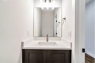 996 E Rork Ct, Newberg, OR 97132 - Photo 19