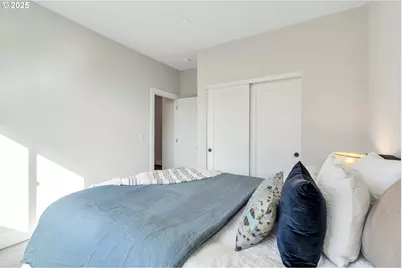 996 E Rork Ct, Newberg, OR 97132 - Photo 21