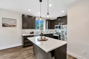 996 E Rork Ct, Newberg, OR 97132 - Photo 15