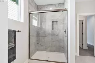 996 E Rork Ct, Newberg, OR 97132 - Photo 31