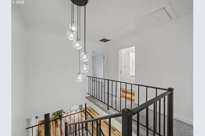 445 N Hayden Bay Dr, Portland, OR 97217 - Photo 15