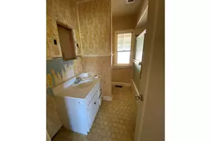 782 NE Center St, White Salmon, WA 98672 - Photo 9