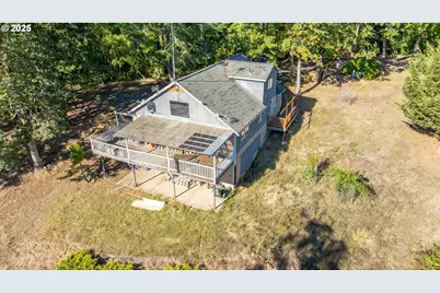 9750 SW Red Alder Rd, McMinnville, OR 97128 - Photo 5