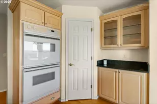 33779 SW Laurel Rd, Hillsboro, OR 97123 - Photo 23