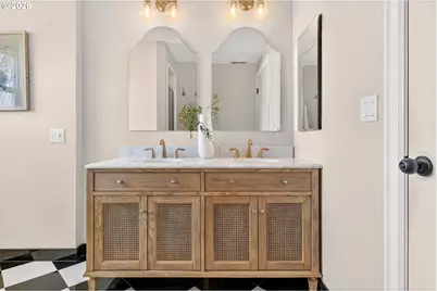 1195 NW Garibaldi St, Hillsboro, OR 97124 - Photo 35