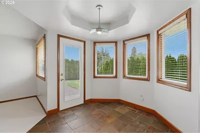 391 NE 30th Dr, Gresham, OR 97030 - Photo 17
