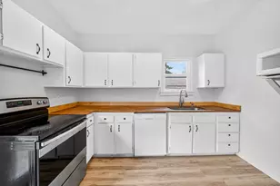 9336 N Lombard St, Portland, OR 97203 - Photo 13