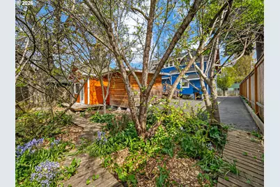 9336 N Lombard St, Portland, OR 97203 - Photo 45