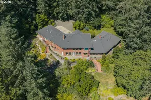 40450 Hilltop Dr, Lebanon, OR 97355 - Photo 1