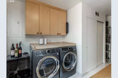 8707 SW 19th Ave, Portland, OR 97219 - Photo 23