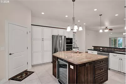 334 Augusta Ct, Winchester, OR 97495 - Photo 17