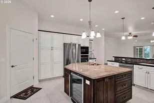 334 Augusta Ct, Winchester, OR 97495 - Photo 17