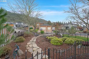 334 Augusta Ct, Winchester, OR 97495 - Photo 7