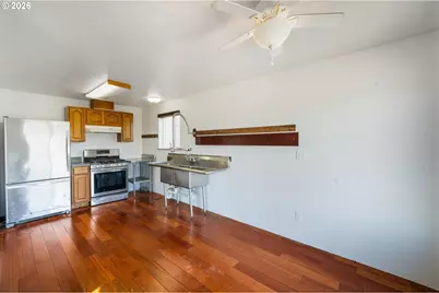 668 Egret Ave, Halsey, OR 97348 - Photo 17