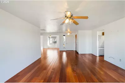 668 Egret Ave, Halsey, OR 97348 - Photo 13