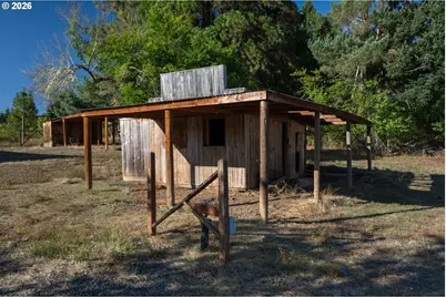 253 Binder Rd, Elkton, OR 97436 - Photo 35