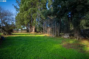 253 Binder Rd, Elkton, OR 97436 - Photo 31