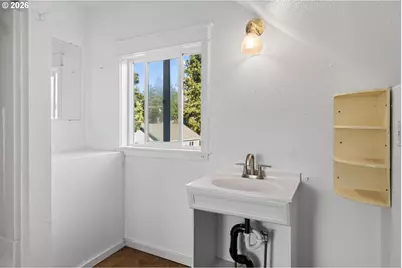 253 Binder Rd, Elkton, OR 97436 - Photo 25