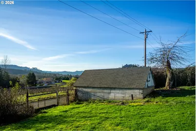 253 Binder Rd, Elkton, OR 97436 - Photo 33