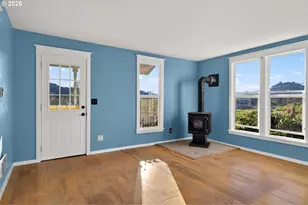 253 Binder Rd, Elkton, OR 97436 - Photo 5