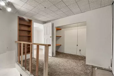 5636 N Delaware Ave, Portland, OR 97217 - Photo 35