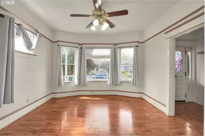 5636 N Delaware Ave, Portland, OR 97217 - Photo 13