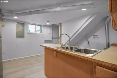 5636 N Delaware Ave, Portland, OR 97217 - Photo 25