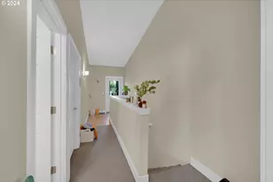 1857 Pearl St, Eugene, OR 97401 - Photo 9