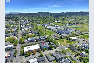 1857 Pearl St, Eugene, OR 97401 - Photo 39