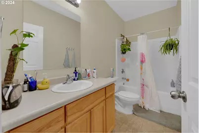 1857 Pearl St, Eugene, OR 97401 - Photo 27