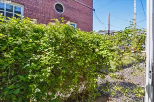 6446 SE Holgate Blvd, Portland, OR 97206 - Photo 17