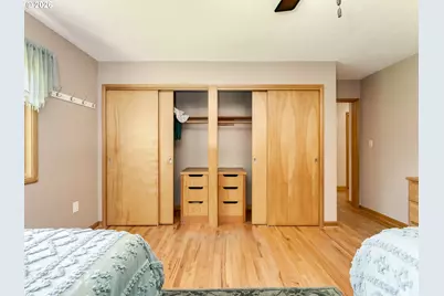 1215 E College St, Mount Angel, OR 97362 - Photo 31