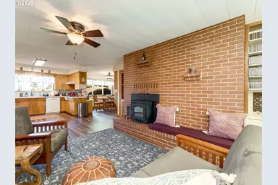 1215 E College St, Mount Angel, OR 97362 - Photo 15