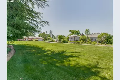 1215 E College St, Mount Angel, OR 97362 - Photo 43