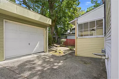 1324 SE 51st Ave, Portland, OR 97215 - Photo 45