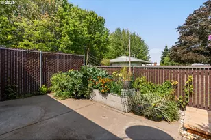 3103 Jackson St, Albany, OR 97322 - Photo 29