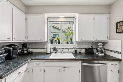 3103 Jackson St, Albany, OR 97322 - Photo 17