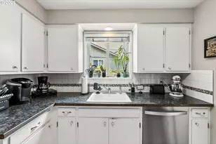 3103 Jackson St, Albany, OR 97322 - Photo 17