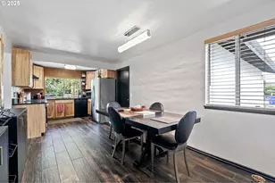 144 Peppertree Ct, Roseburg, OR 97471 - Photo 9