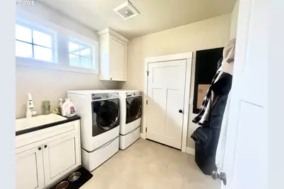 290 E McKinney Ave, Hermiston, OR 97838 - Photo 25