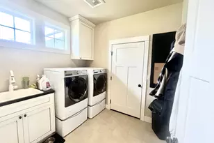 290 E McKinney Ave, Hermiston, OR 97838 - Photo 25