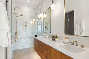 2409 E 6th St, Vancouver, WA 98661 - Photo 25