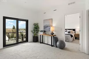 2409 E 6th St, Vancouver, WA 98661 - Photo 27