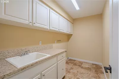 16505 SE Fisher Dr, Vancouver, WA 98683 - Photo 19